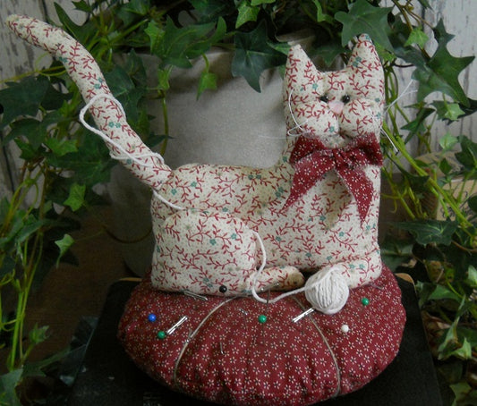 #209 Cat Pincushion E Pattern