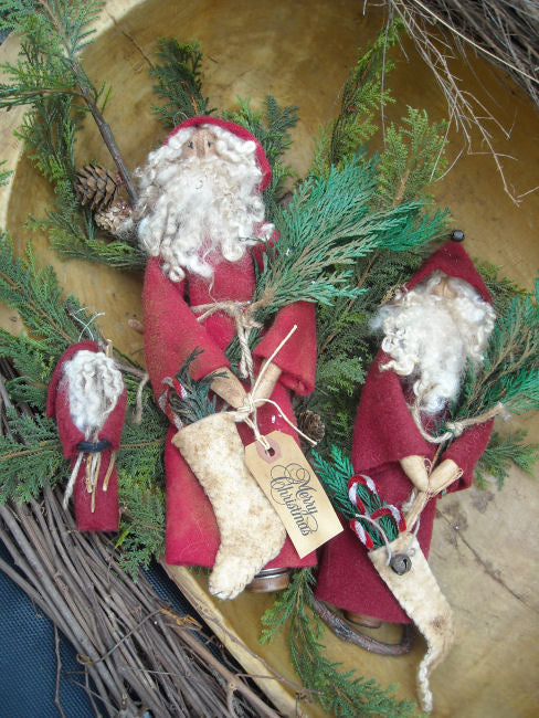#425 Christma Santas E Pattern